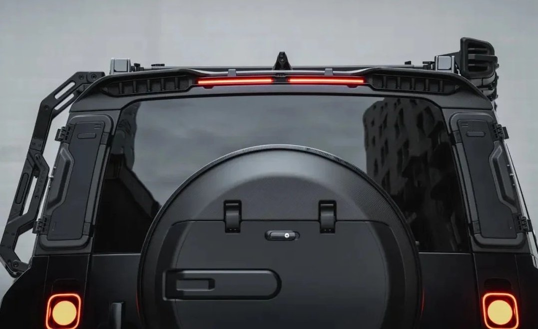 Rear Spoiler PLUMB M-one Series For Land Rover Defender 90 110 130
