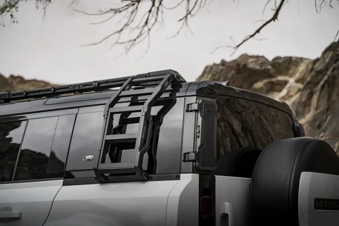 Roof Rack Ladder "M-one" Series For Land Rover Defender 110