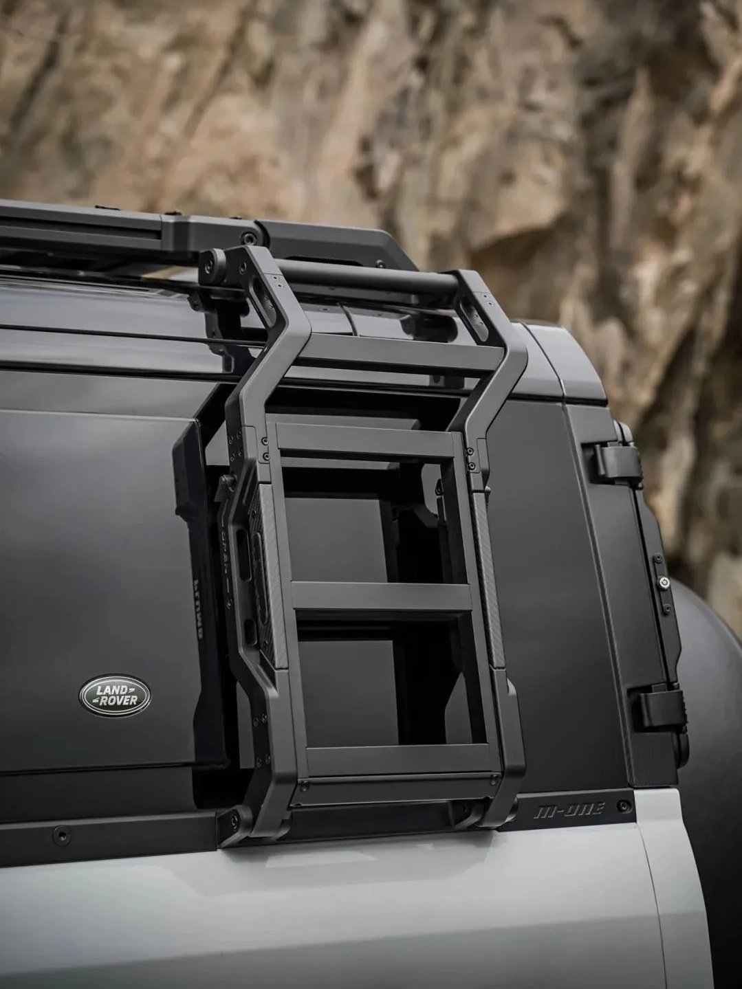 Roof Rack Ladder "M-one" Series For Land Rover Defender 110