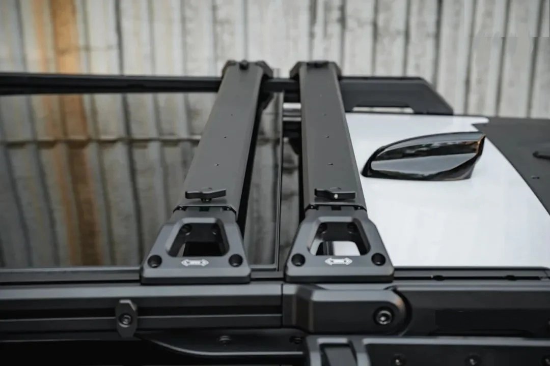 Roof Rack and Ladder M-one Series For Land Rover Defender 90 